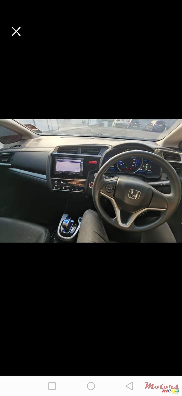 2013' Honda Fit Hybrid photo #5