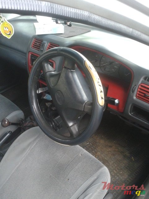 1998' Mazda 323 moteur toyota 4efe photo #2