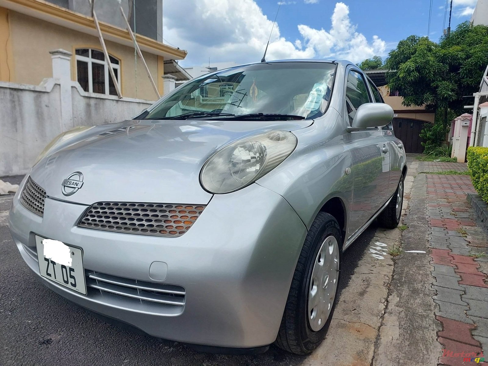 2005' Nissan March Ak12 photo #2