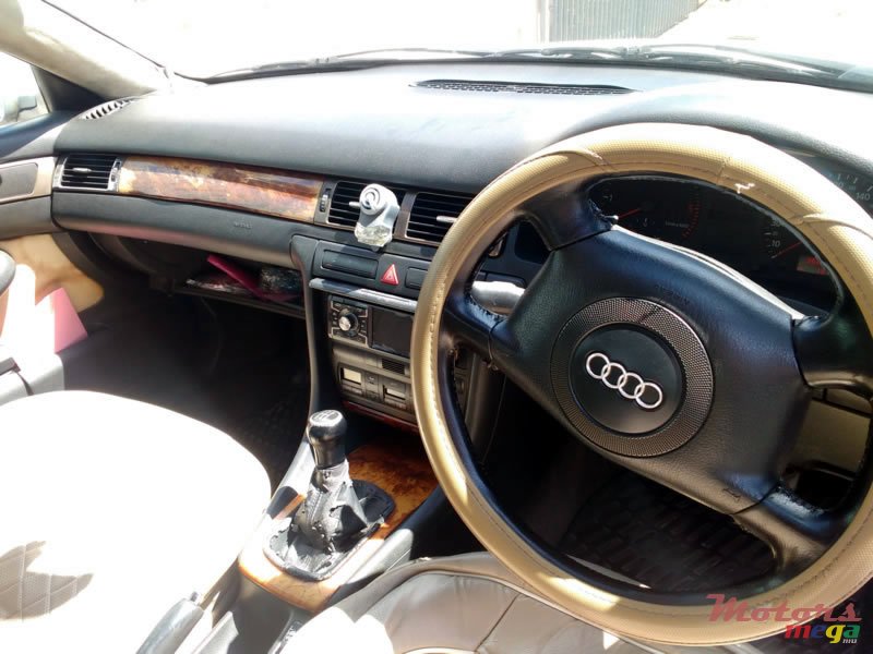 2001' Audi A6 photo #4