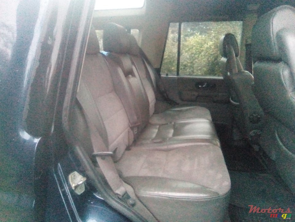 2002' Land Rover Discovery Series II photo #6