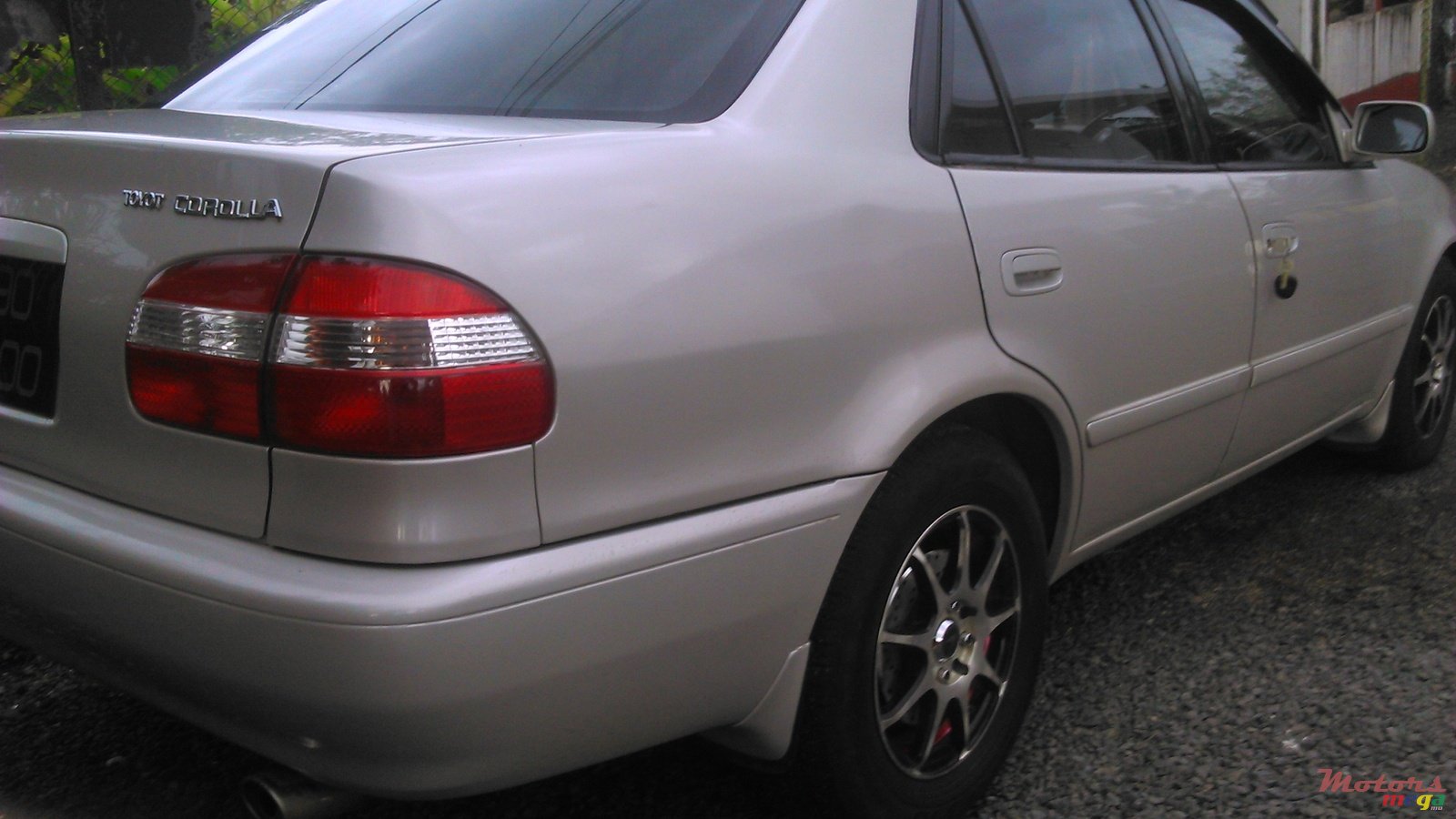 2000' Toyota Corolla photo #2