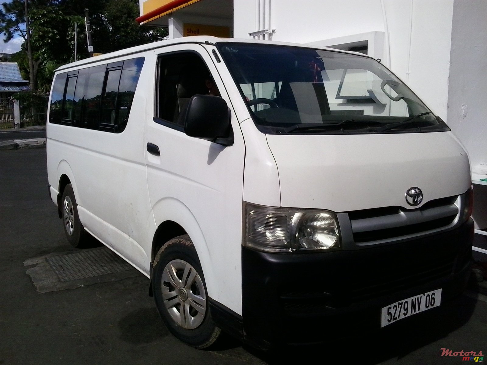 2006' Toyota photo #2