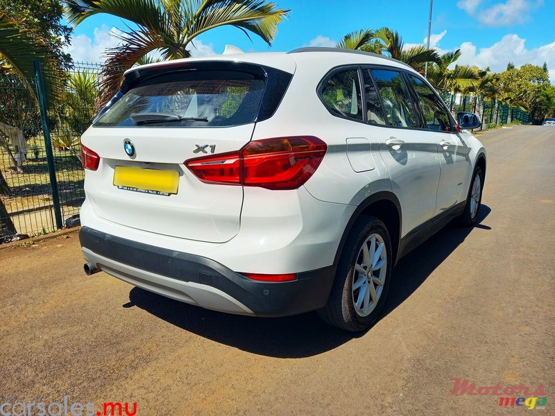 2016' BMW X1 SDRIVE 18i photo #4