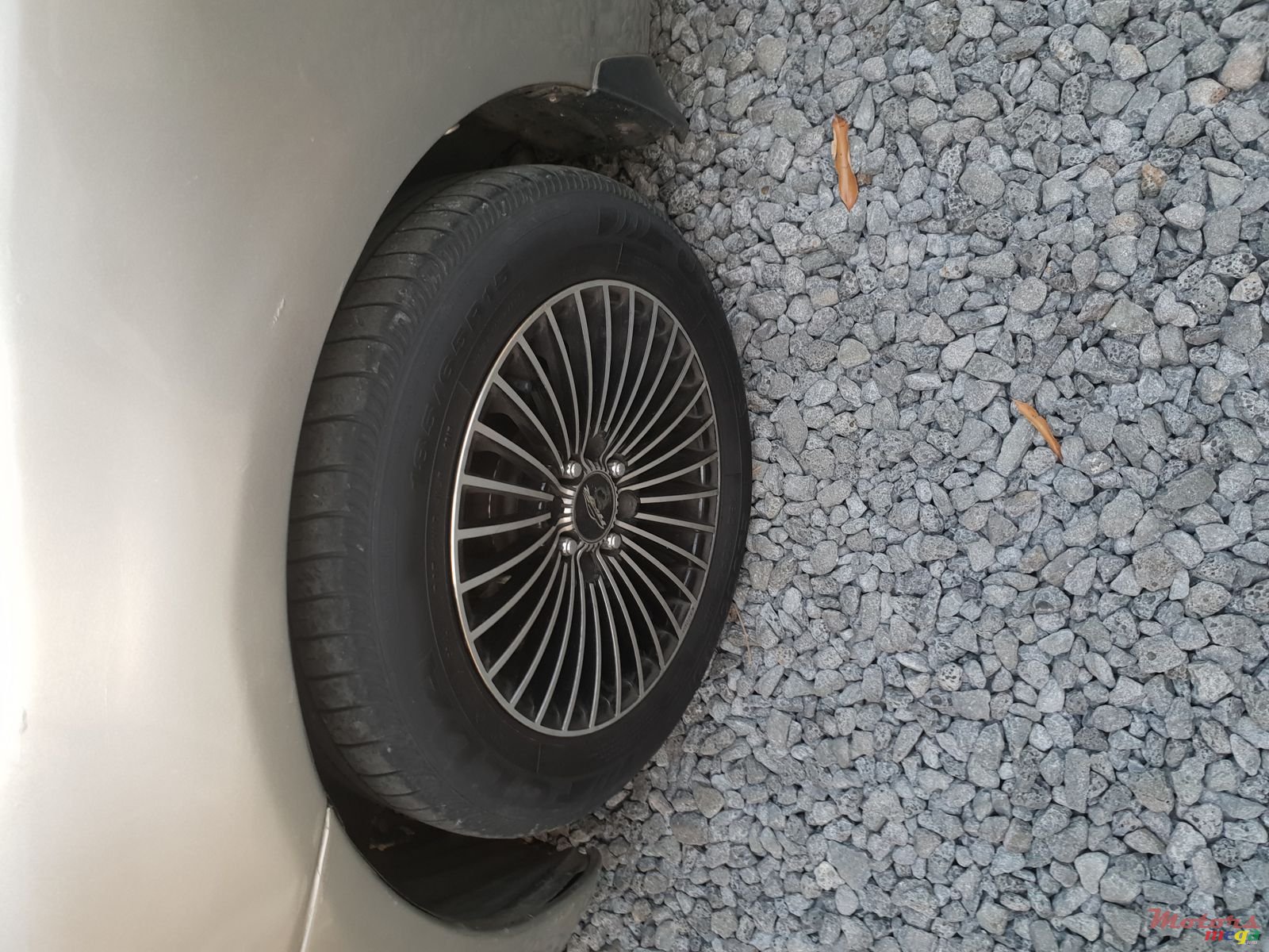 2001' Toyota Corolla photo #1