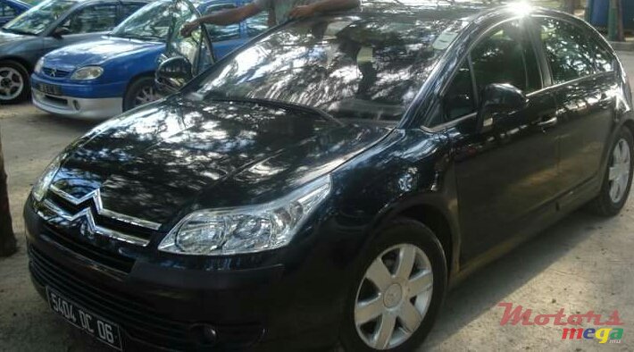 2006' Citroen C4 photo #2