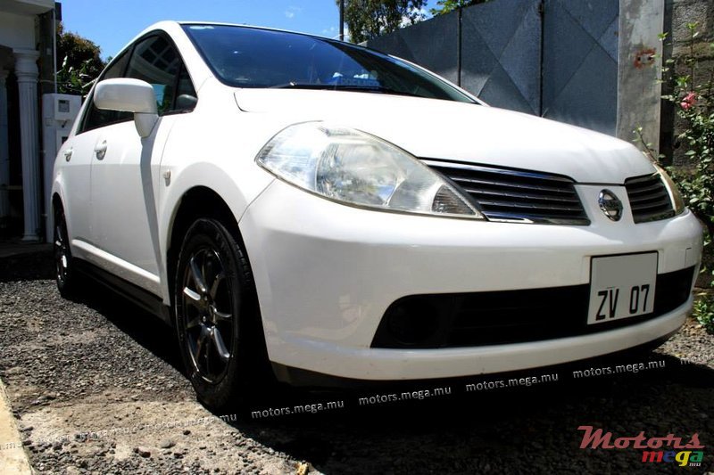 2007' Nissan photo #1