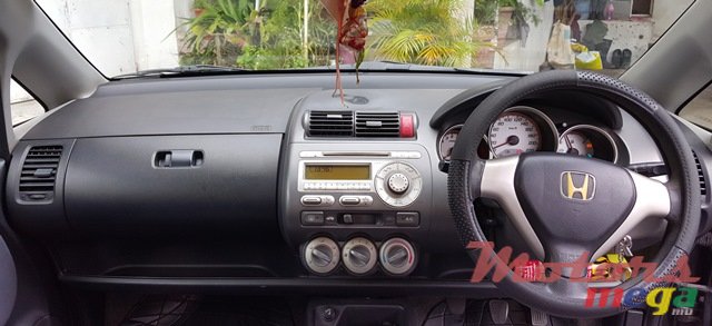 2008' Honda Jazz photo #1