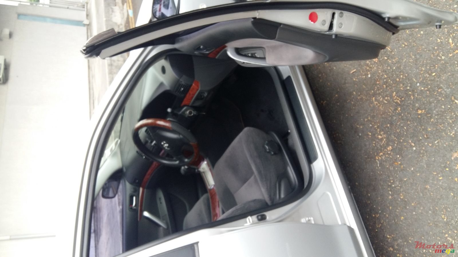 2005' Toyota Allion A15 photo #2