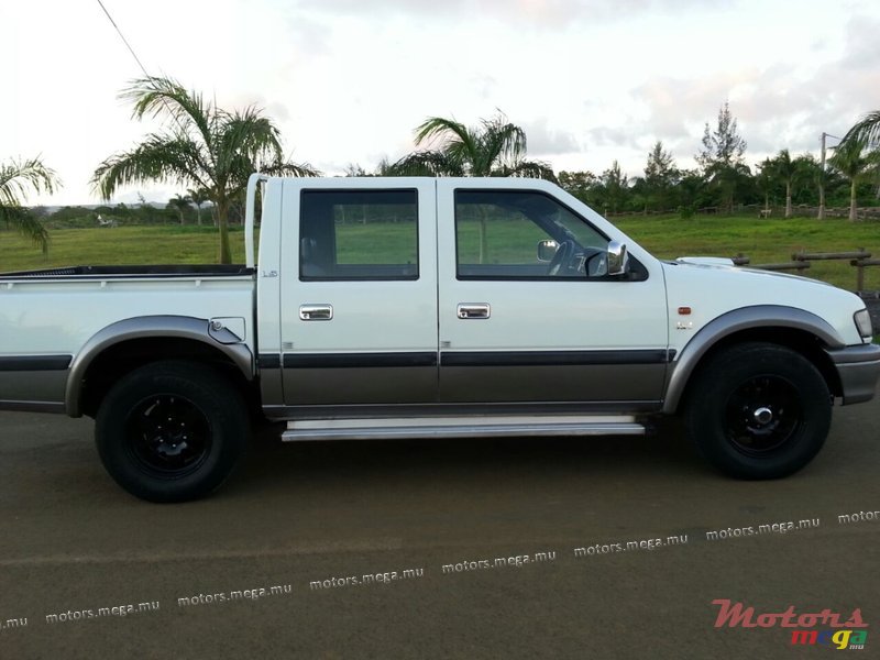 1999' Isuzu 4x4, japon,LS 2.8 photo #1