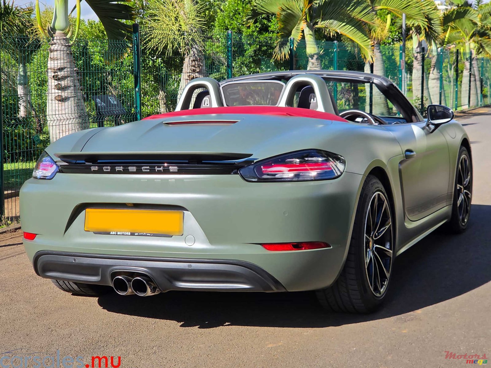 2017' Porsche Boxster 718 photo #4