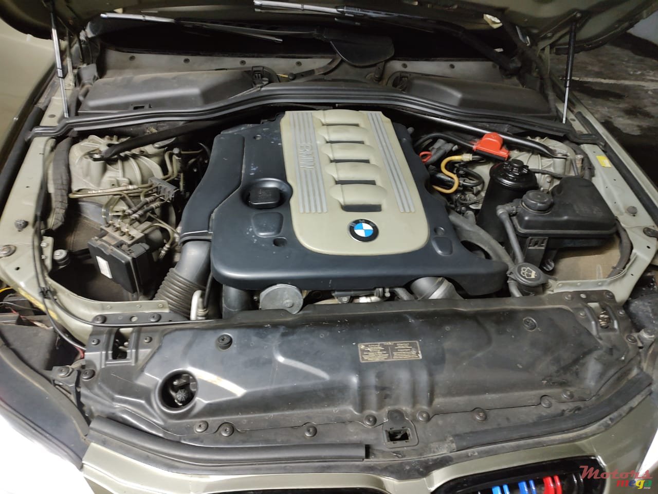 2007' BMW 525 photo #4