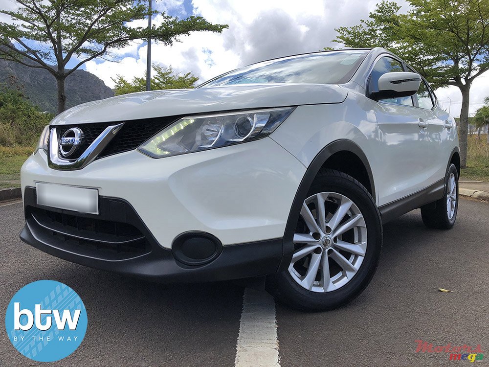 2015' Nissan Qashqai photo #2