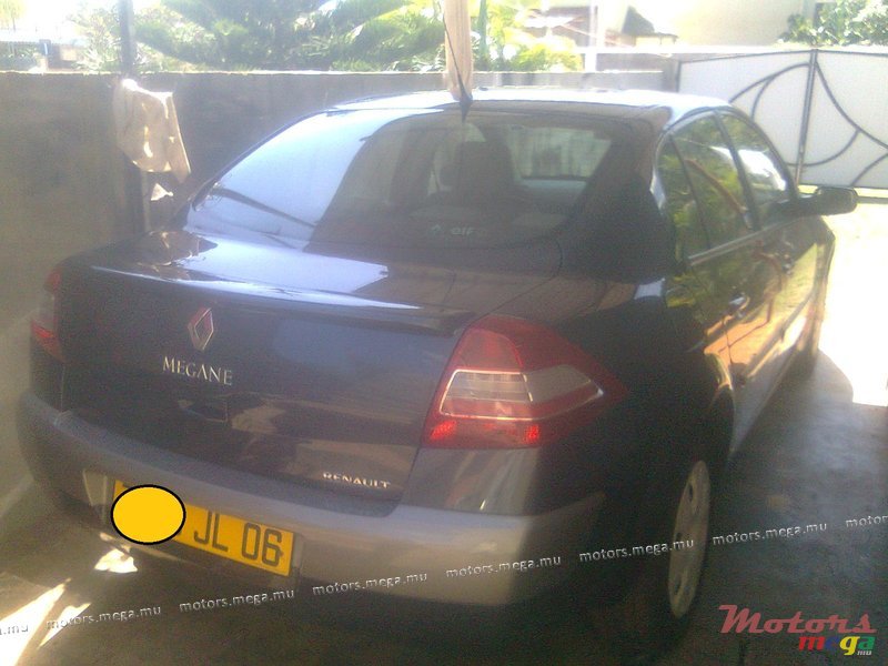 2006' Renault Megane photo #1