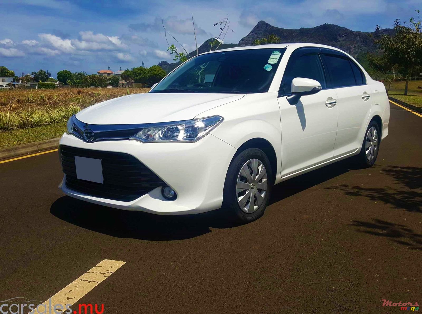 2016' Toyota Axio Grade G photo #1