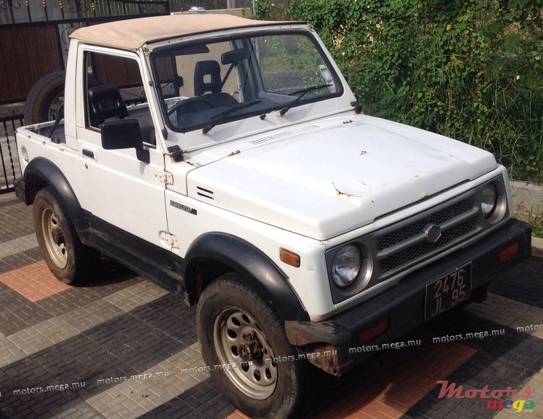 1995' Suzuki 1.3L essence photo #1