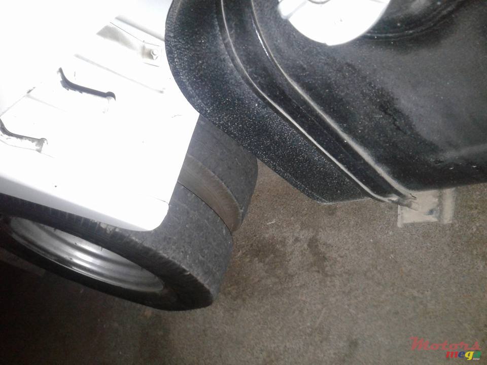 2009' Toyota photo #6