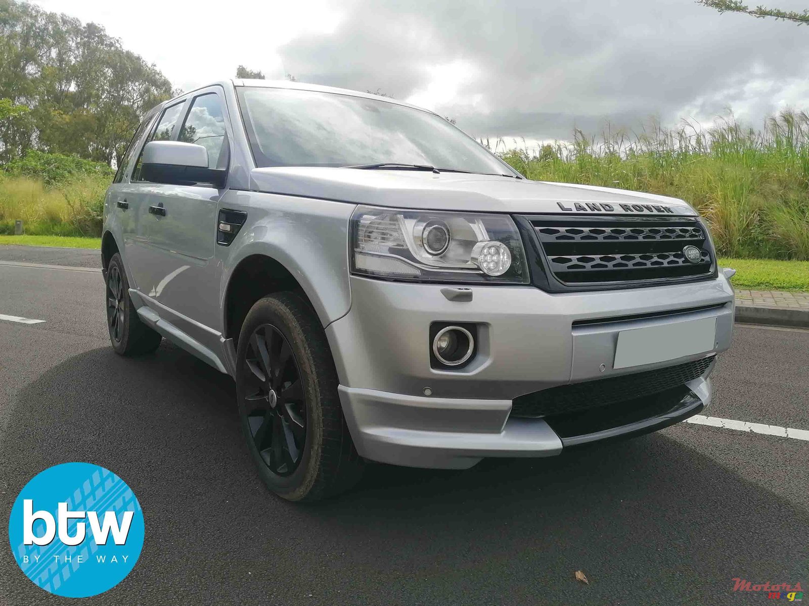2013' Land Rover Freelander photo #1