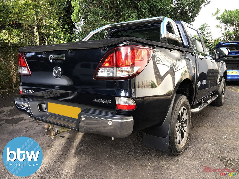 2018' Mazda BT-50 photo #4