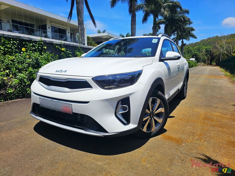 2023' Kia Stonic LX TECH 1.0 photo #1