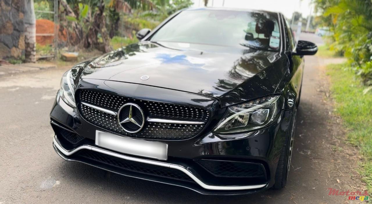 2014' Mercedes-Benz C 180 photo #1