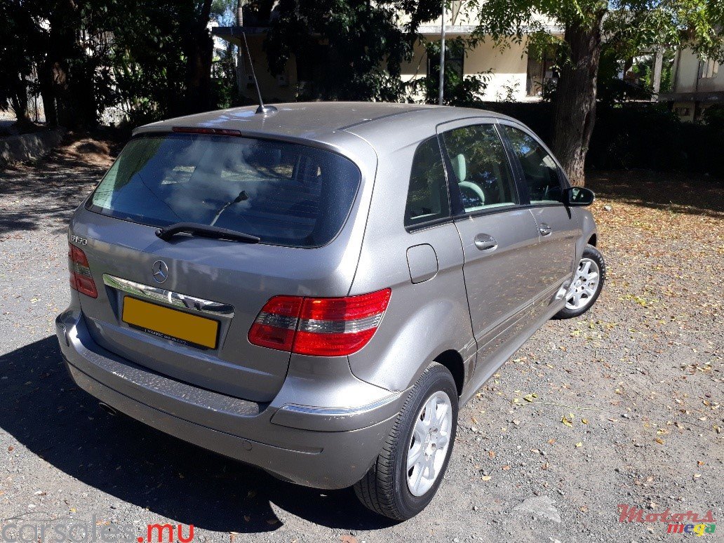 2006' Mercedes-Benz B 150 photo #4
