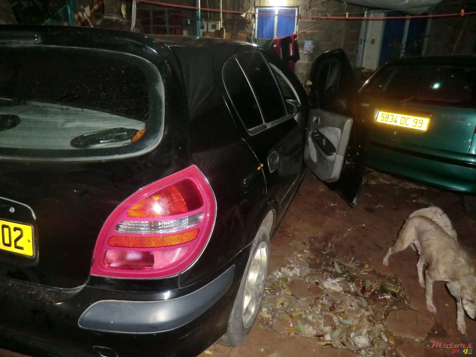 2002' Nissan Almera photo #2