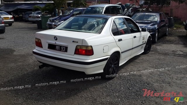 1993' BMW 316 photo #3