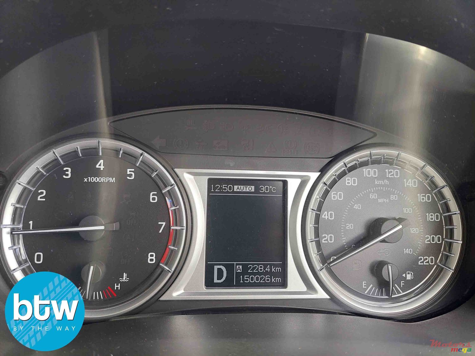 2016' Suzuki Vitara photo #7