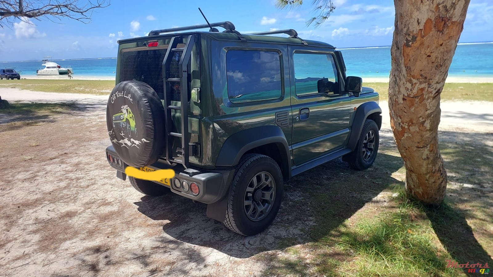 2021' Suzuki Jimny photo #2