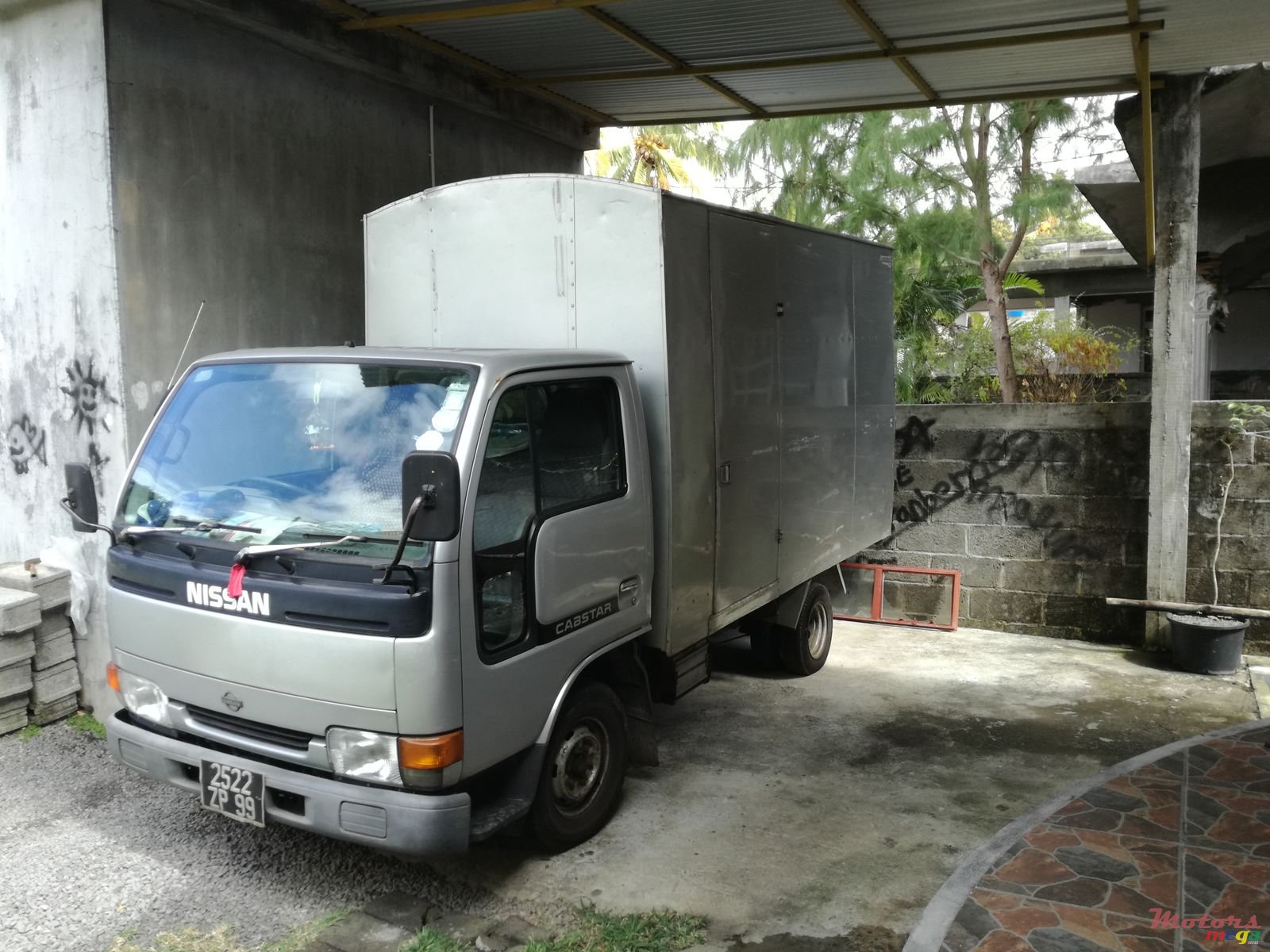 1999' Nissan Cabstar photo #5