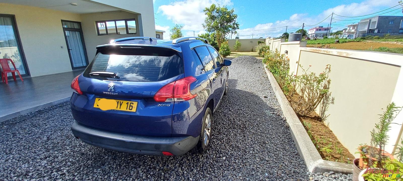 2016' Peugeot 2008 photo #3