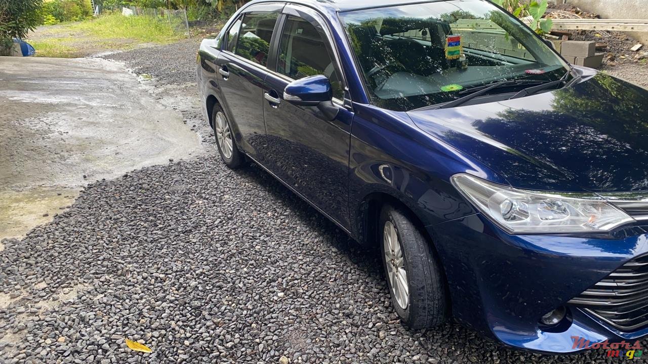 2015' Toyota Axio Grade G photo #2