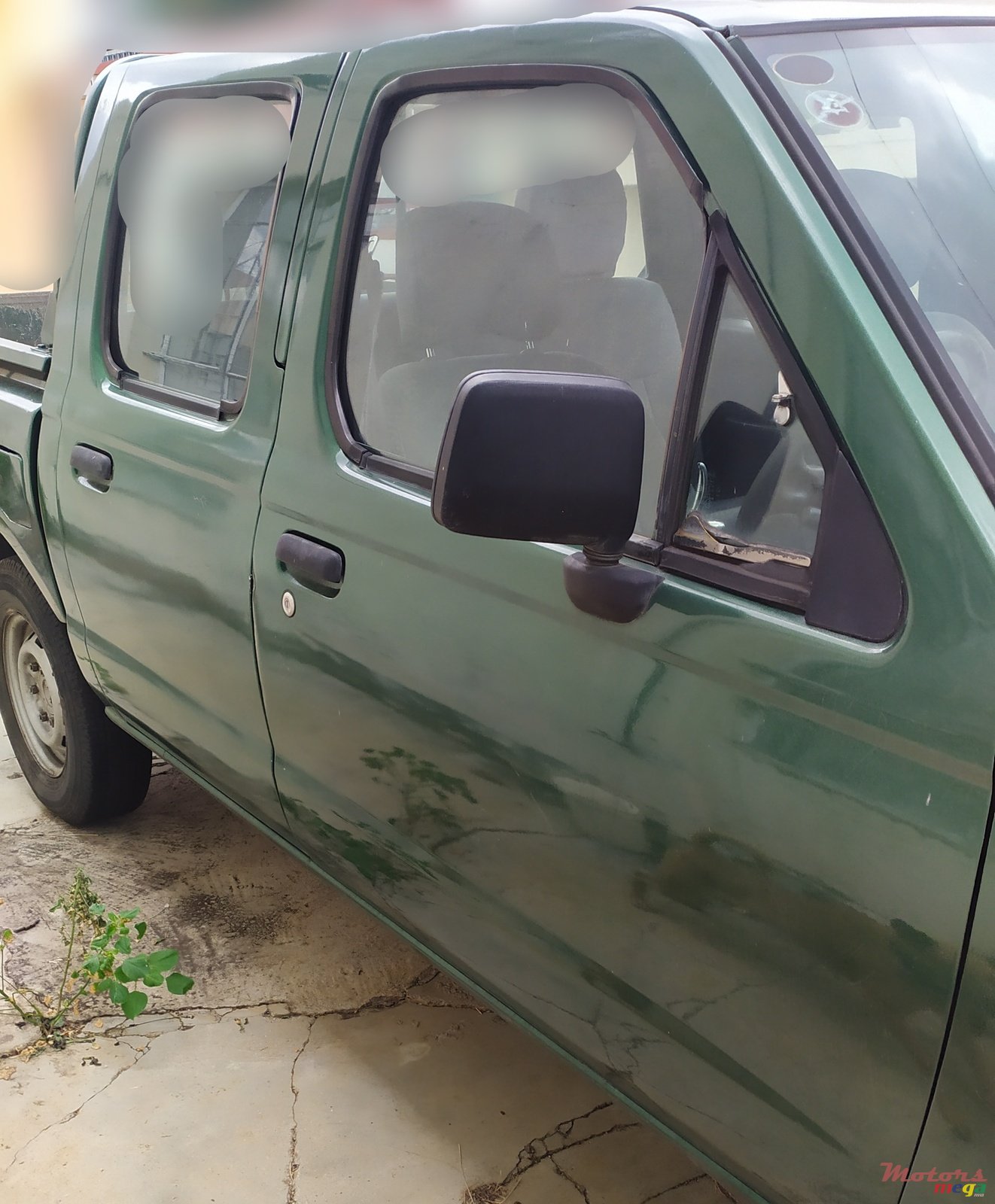 1998' Nissan photo #2