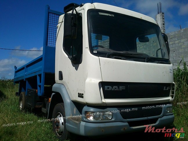 2006' DFM DAF LF photo #1