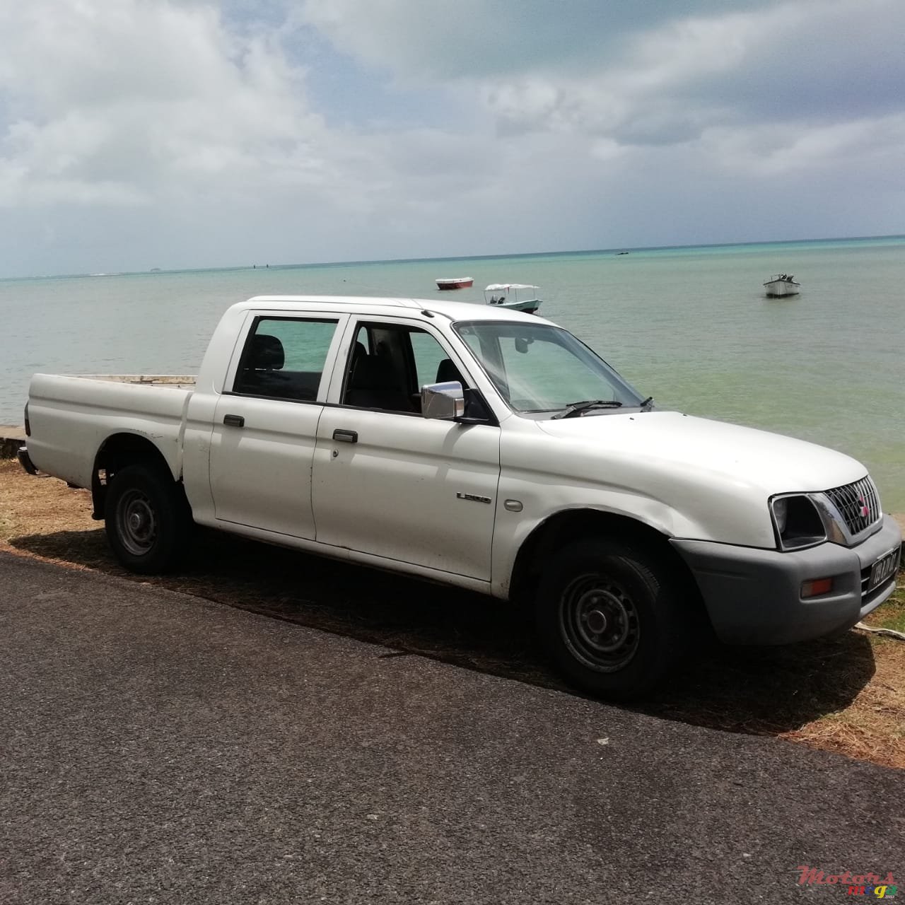 2002' Mitsubishi L 200 photo #2