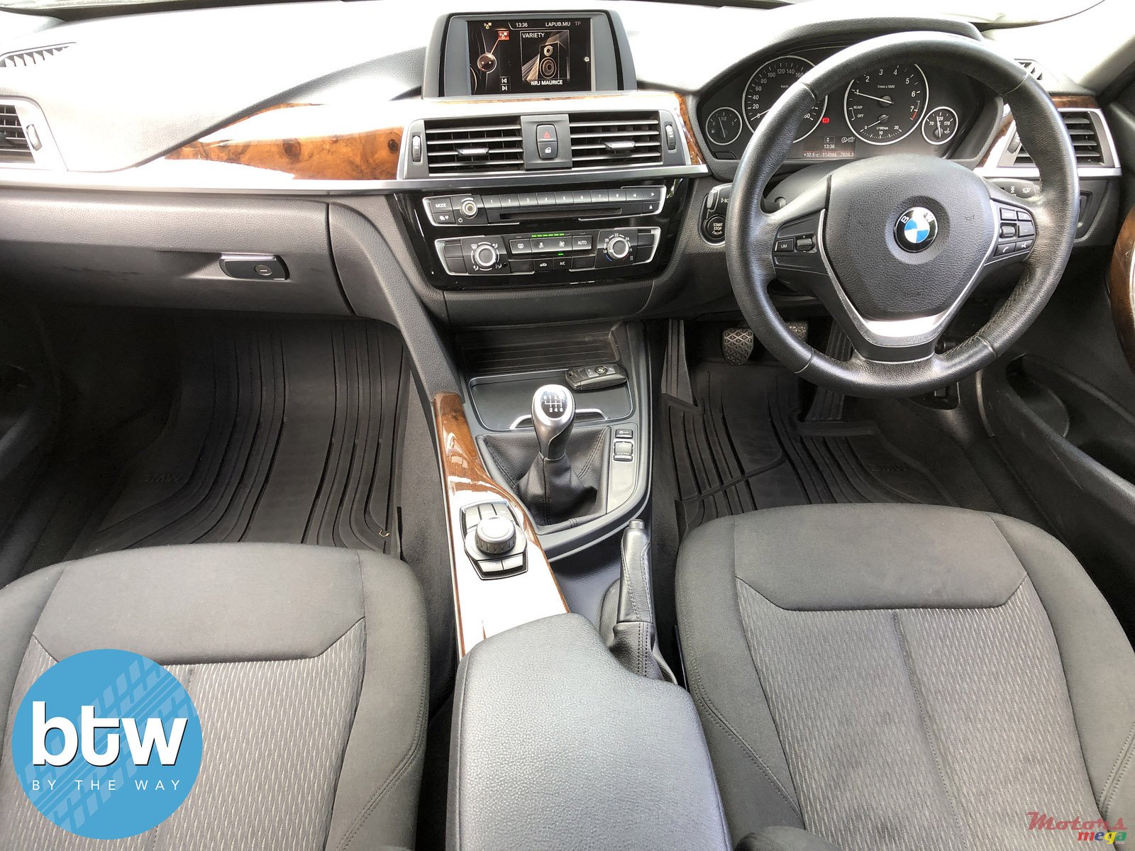 2016' BMW 3 Series photo #6