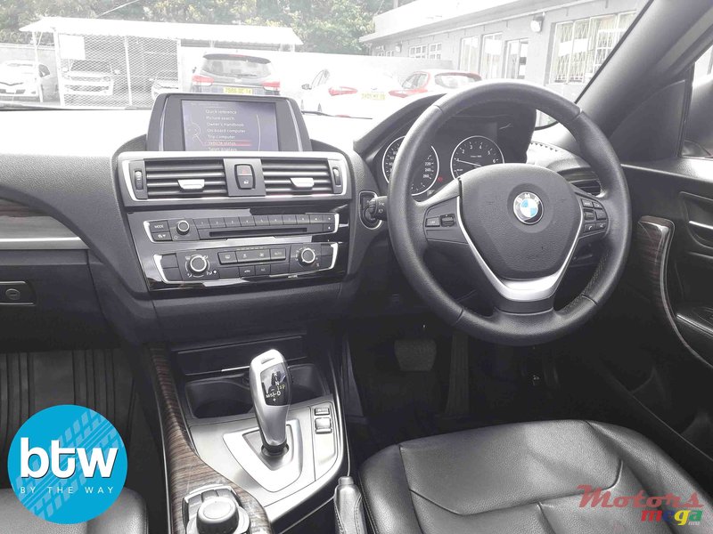 2016' BMW 2 Series 218i Cabrio photo #7
