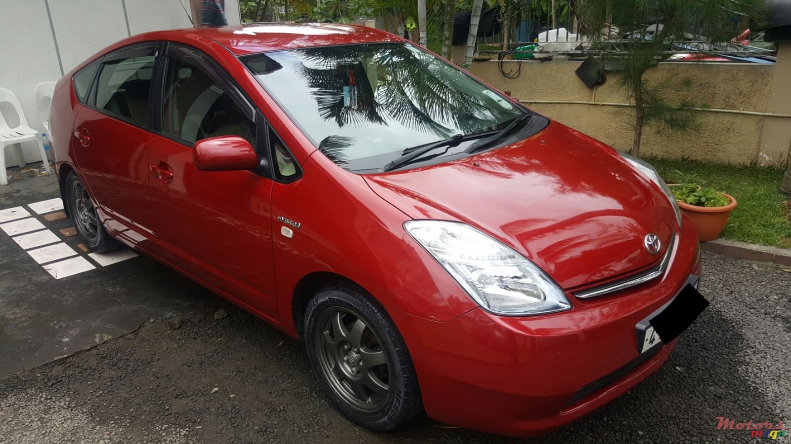 2008' Toyota Prius c photo #1