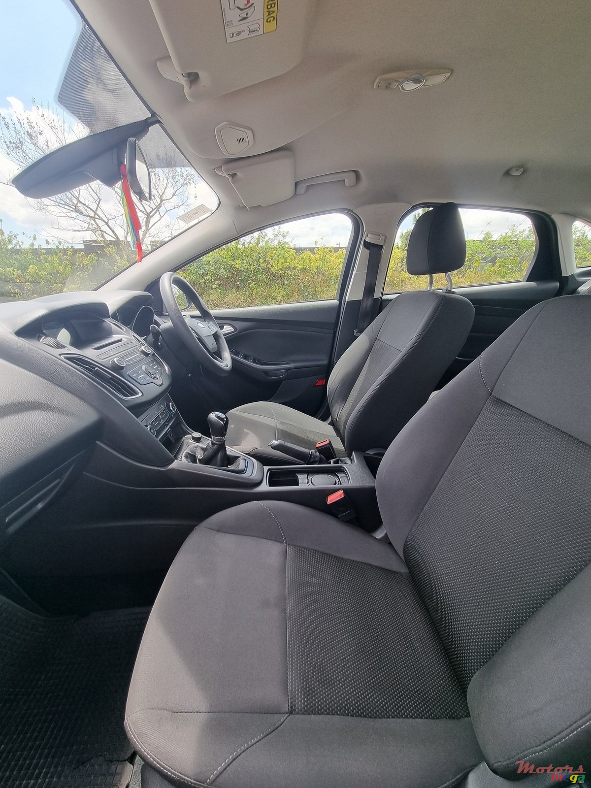 2019' Ford Focus photo #5