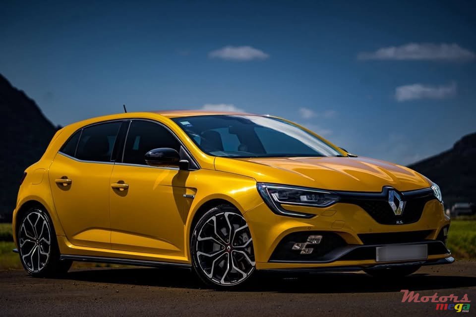 2020' Renault Megane RS photo #3