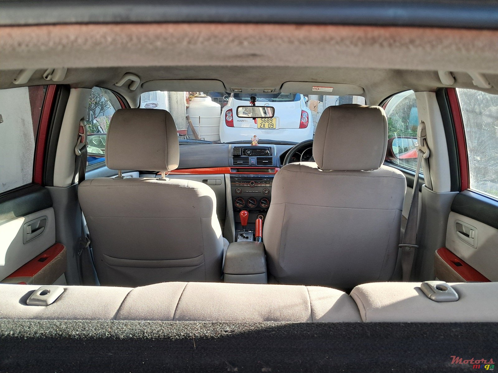 2005' Mazda Axela photo #7