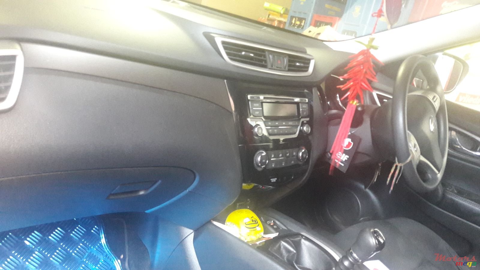 2015' Nissan X-Trail photo #2