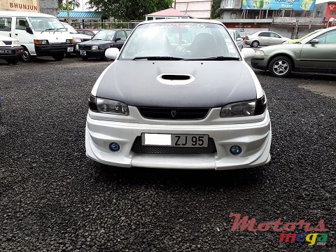 1995' Toyota Corolla photo #1