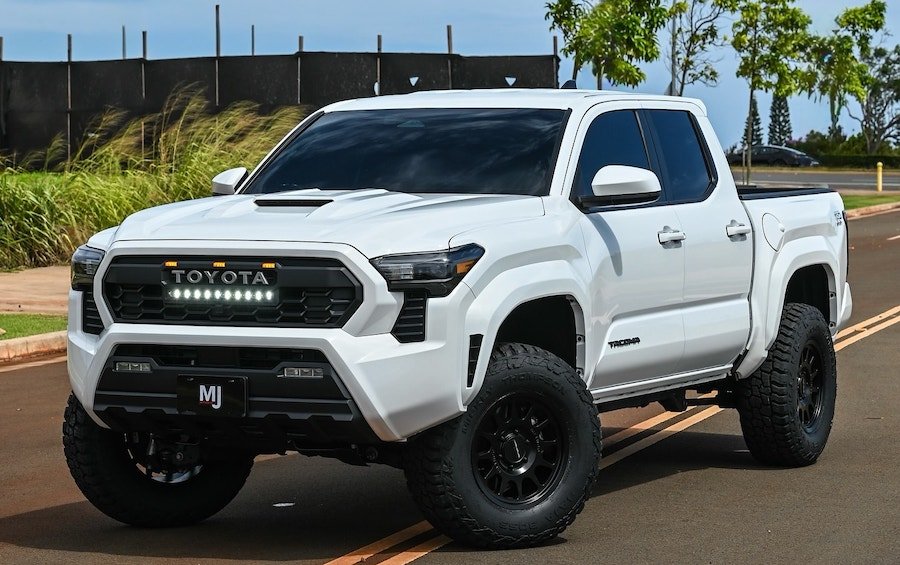 Toyota Tacoma by MJ Motorsports