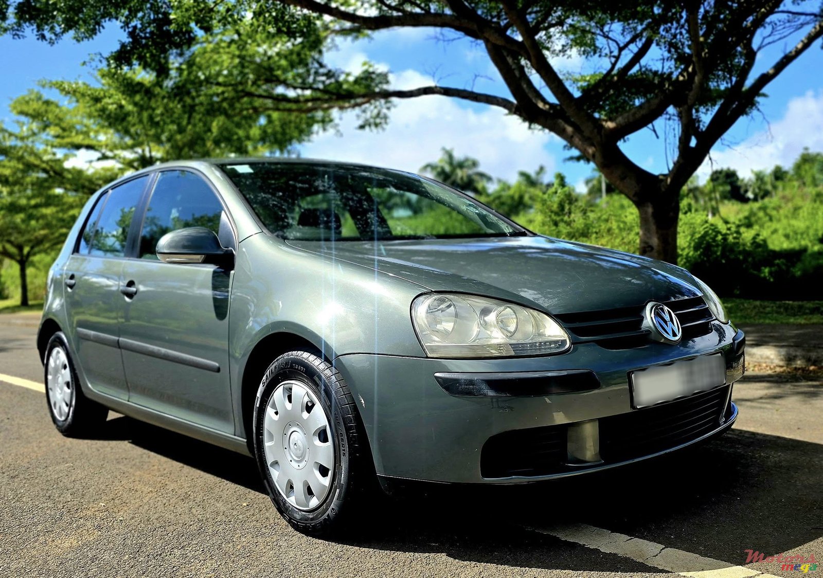 2006' Volkswagen Golf photo #1