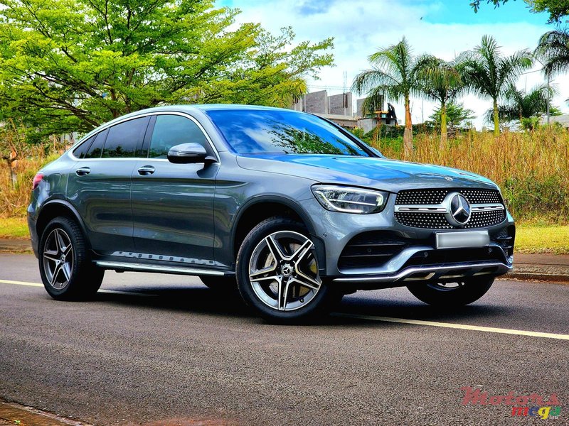 2023' Mercedes-Benz GLC 300 Coupe AMG PACK Plug in Hybrid photo #2