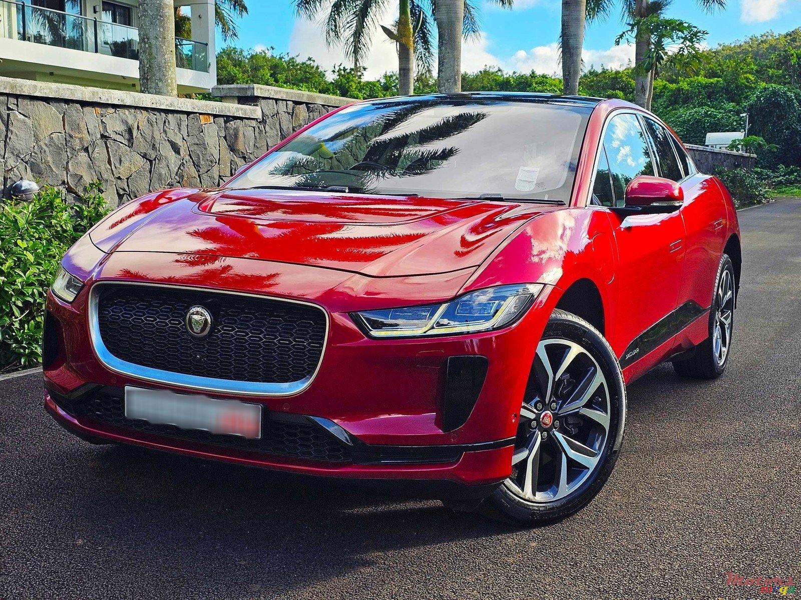 2019' Jaguar I-Pace EV400 photo #3