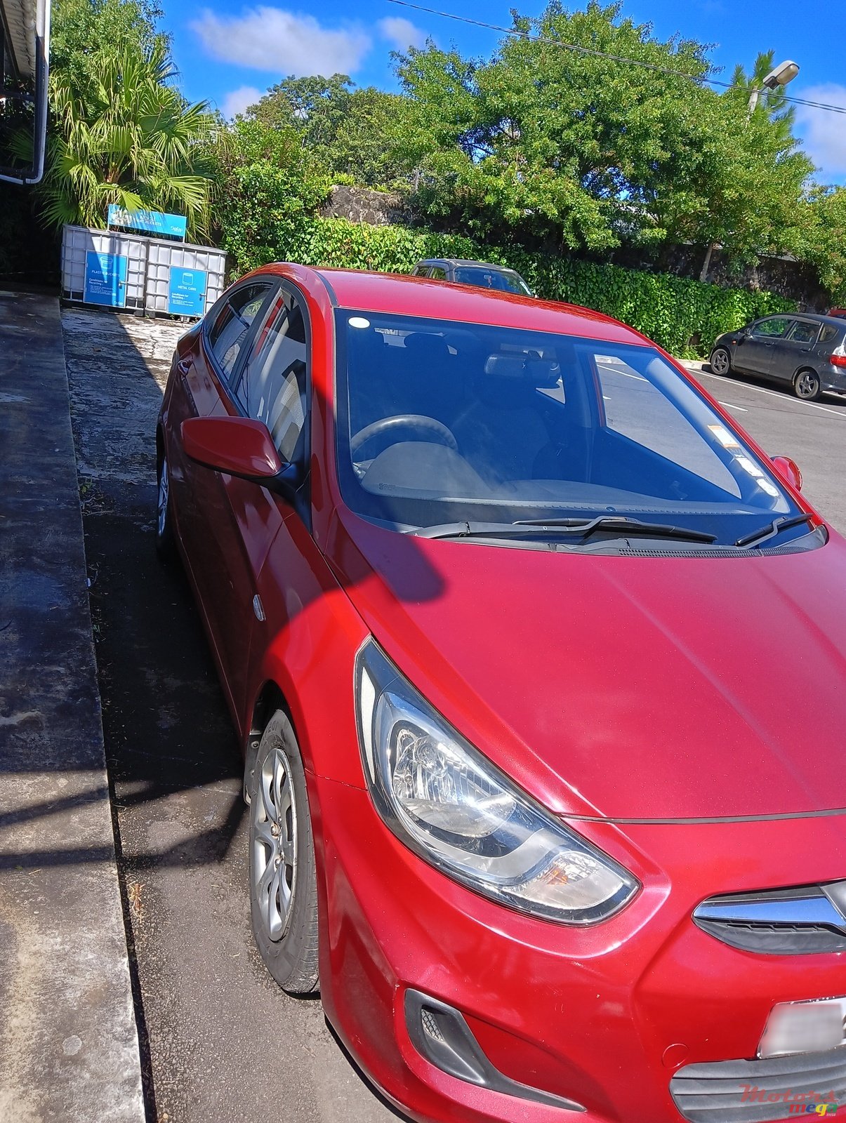 2012' Hyundai Accent photo #5