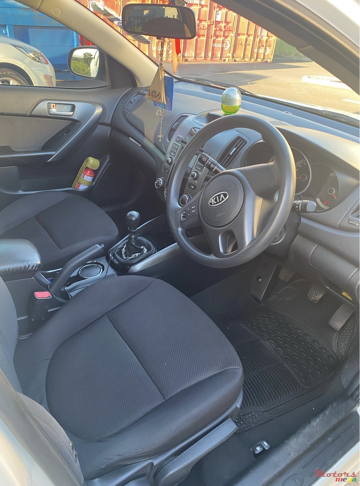 2012' Kia Cerato photo #4